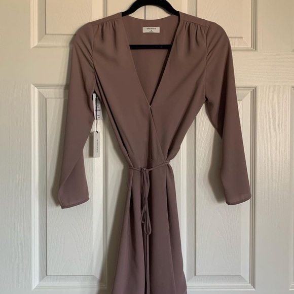 NWT Aritzia Babaton Optima Dress in Shadow Mauve - Picture 3 of 7